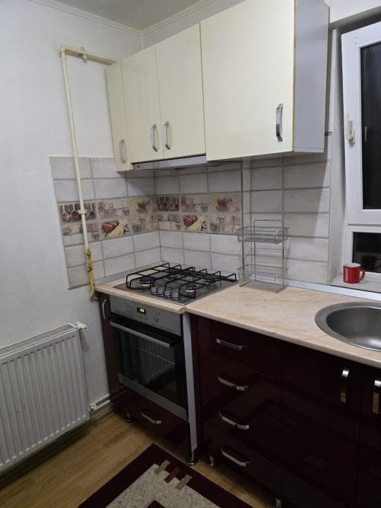 INEL II-SCOALA 8 APARTAMENT CU 3 CAMERE CENTRALA PE GAZE - 9