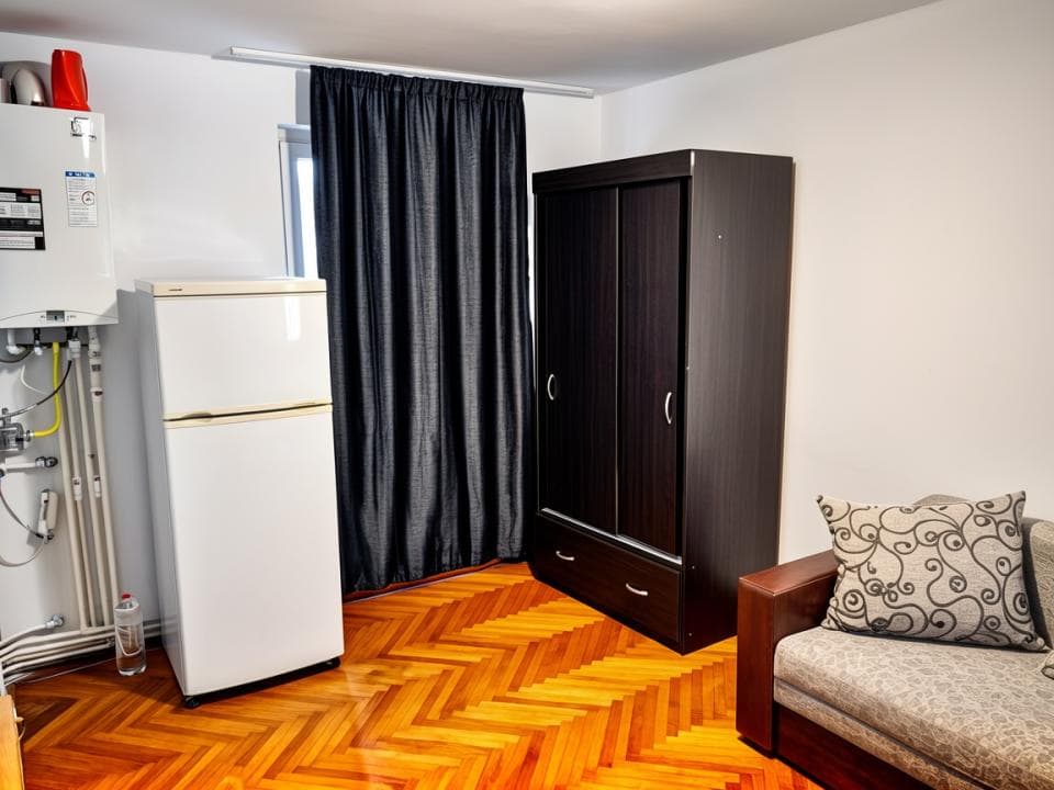 TOMIS NORD-BROTACEI GARSONIERA MOBILATA CENTRALA GAZE - 2