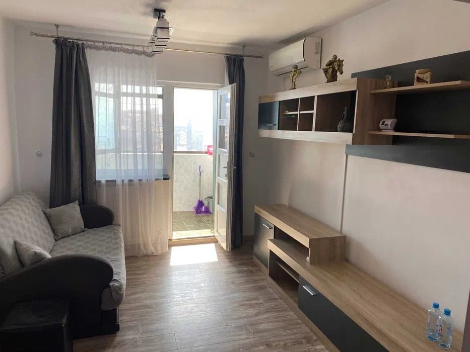 Apartament 3 camere - Inel I - etaj 4 cu pod - centrala proprie - 8