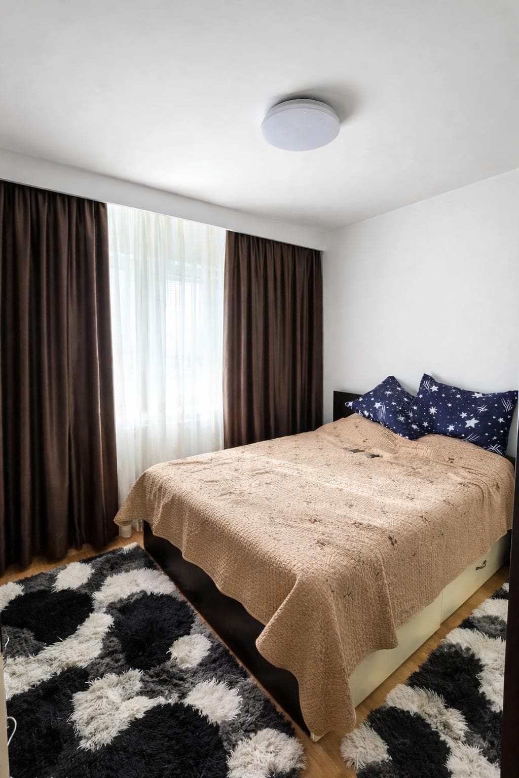 INEL I - GALERIILE SOVEJA- APARTAMENT CU 2 CAMERE MOBILAT CENTRALA GAZE - 6