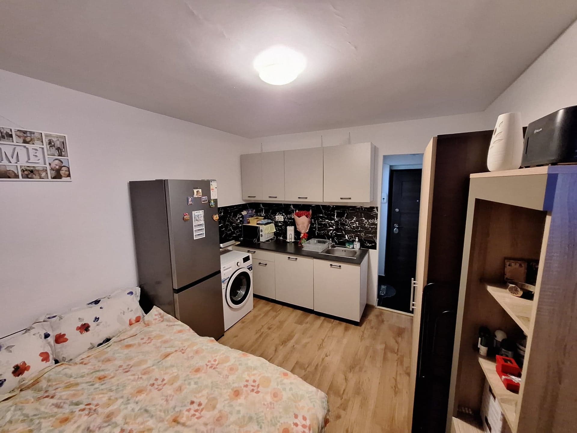 Garsoniera 1 cameră, Tomis Nord,  etaj 3 - 5