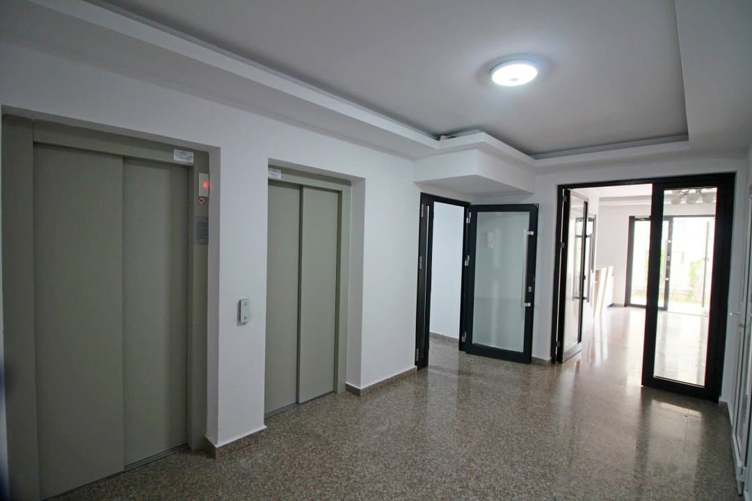 Apartament 2 camere, Mamaia Nord, etaj 2, bloc nou cu balcon generos - 12