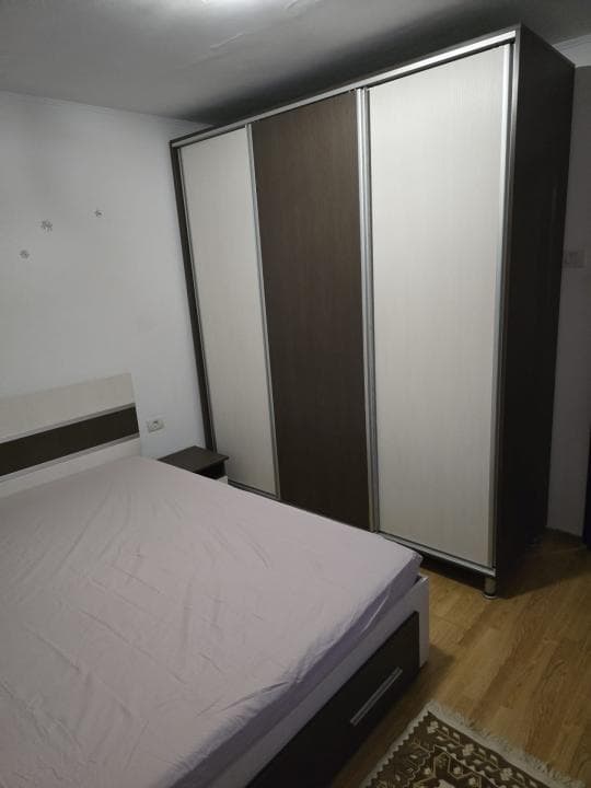 INEL II-SCOALA 8 APARTAMENT CU 3 CAMERE CENTRALA PE GAZE - 7