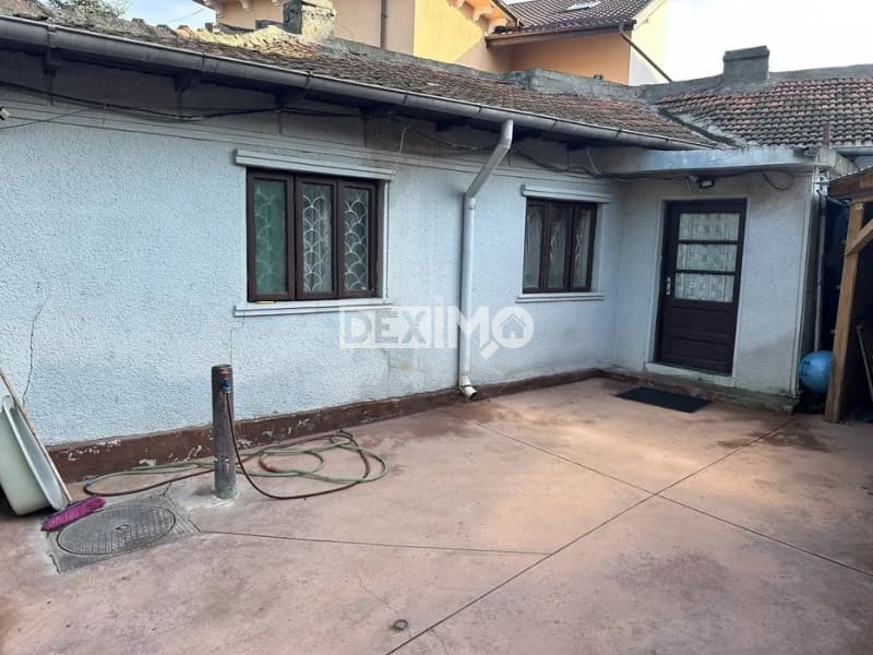 Casa Batraneasca - Zona Stadion - Teren 150 Mp - Toate Utilitatile