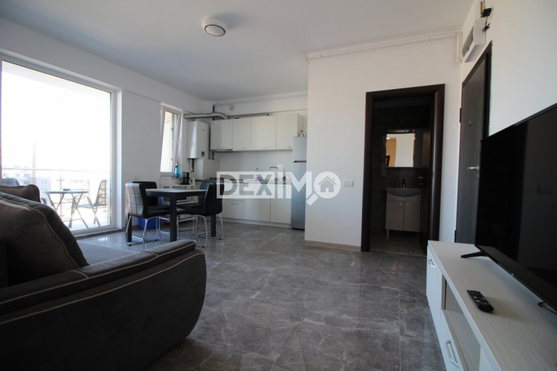 Apartament 3 Camere - Mamaia Nord - Vedere Laterala Catre Mare