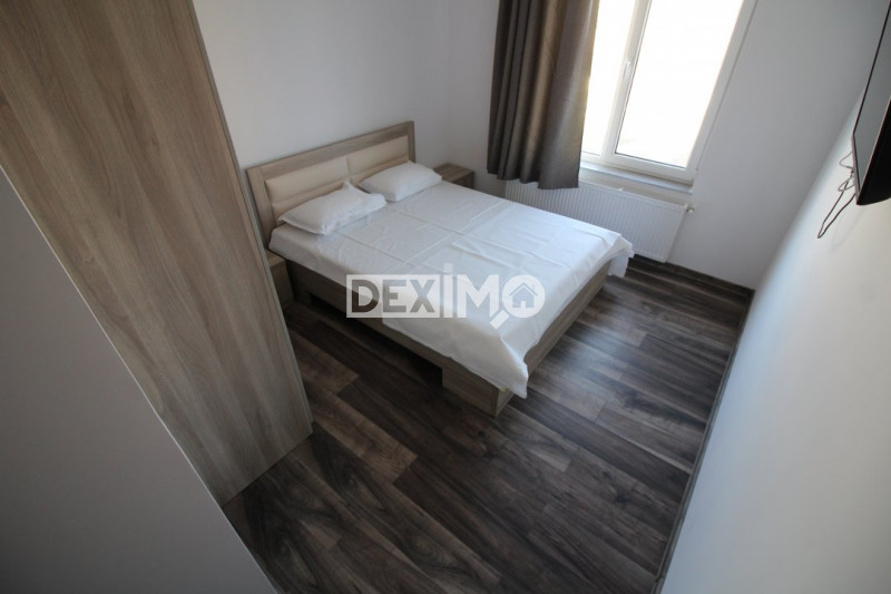 Apartament 3 Camere - Mamaia Nord - Vedere Laterala Catre Mare