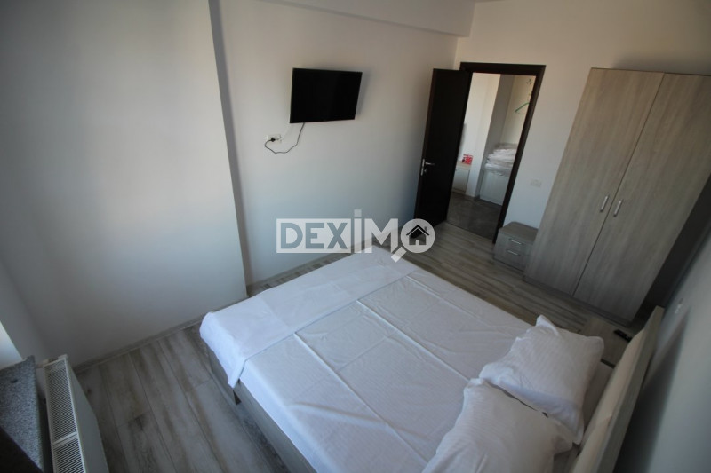 Apartament 3 Camere - Mamaia Nord - Vedere Laterala Catre Mare