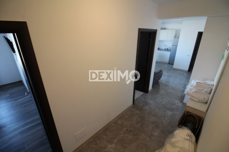 Apartament 3 Camere - Mamaia Nord - Vedere Laterala Catre Mare