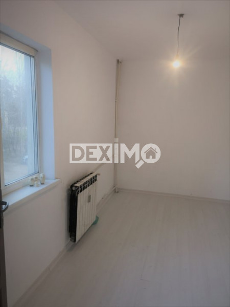 Apartament 4 Camere - Zona Bratianu - Liber - Gaze La Scara