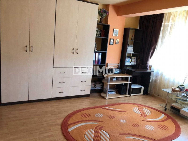 Garsoniera - Zona Kamsas - Etaj 5 - Mobilata/Utilata