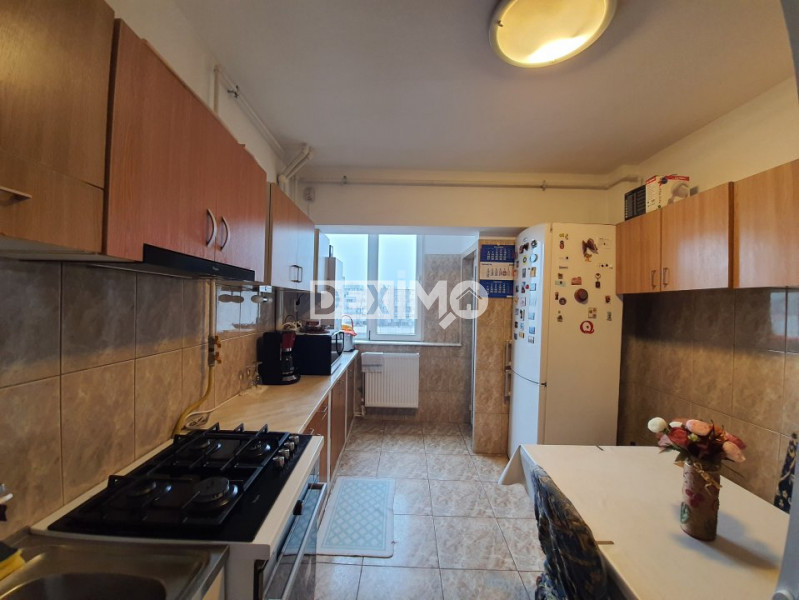 Apartament 4 Camere - Zona Icil - Mobilat - Centrala Pe Gaze