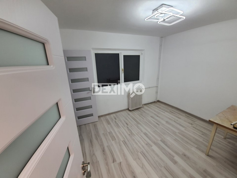 Apartament 3 Camere - Zona CET - Renovat Complet