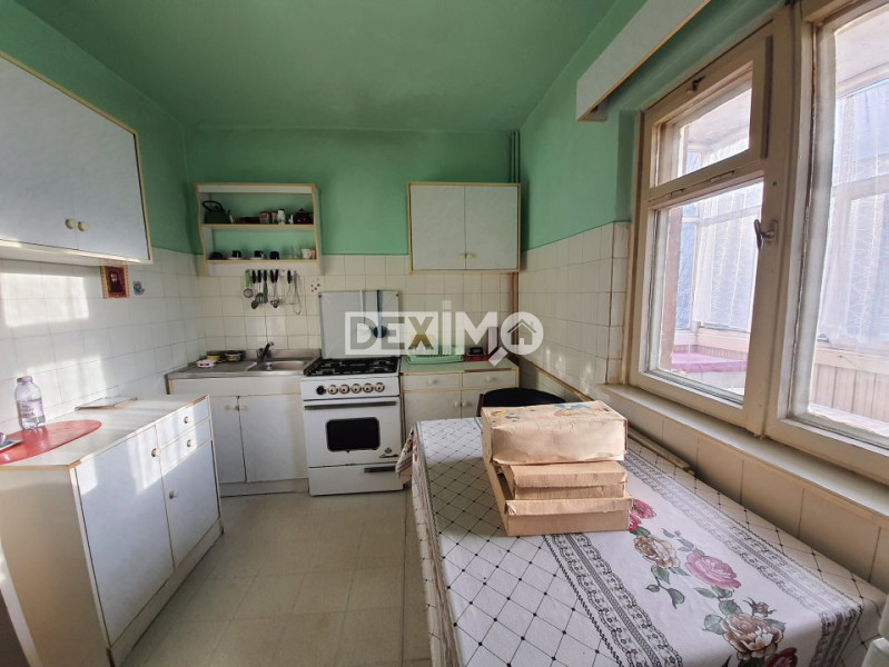 Apartament 3 Camere - Zona Tomis Nord - Etaj 3 - Gaze La Usa