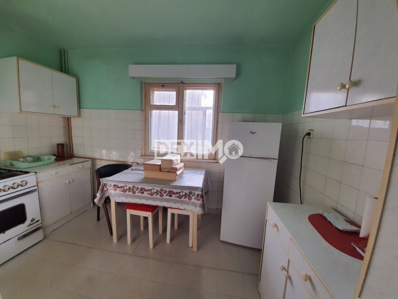 Apartament 3 Camere - Zona Tomis Nord - Etaj 3 - Gaze La Usa