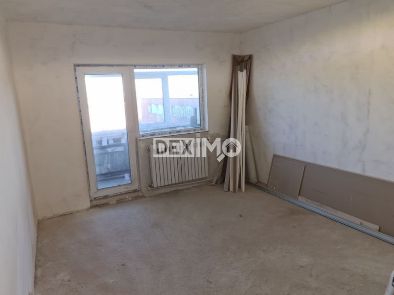 Apartament 3 Camere - Zona Far - Complet Renovat