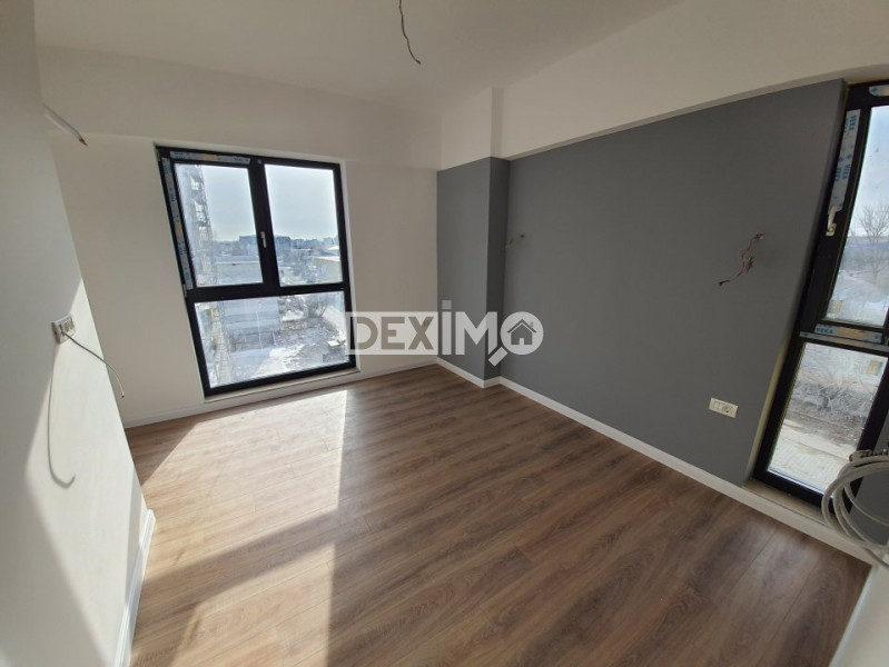 Far - Bloc Nou - 3 Camere Decomandate - La Cheie - Loc De Parcare