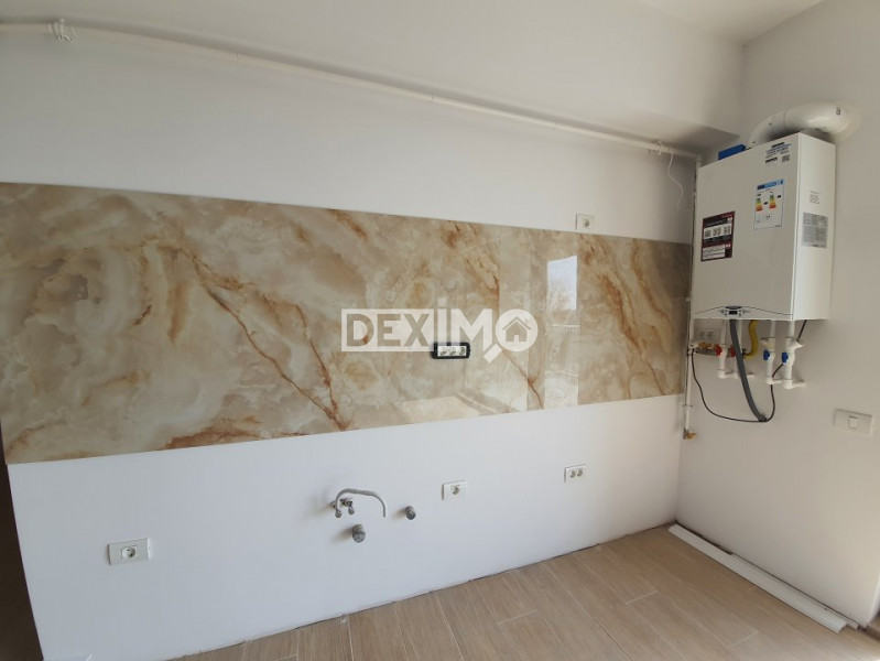 Far - Bloc Nou - 3 Camere Decomandate - La Cheie - Loc De Parcare