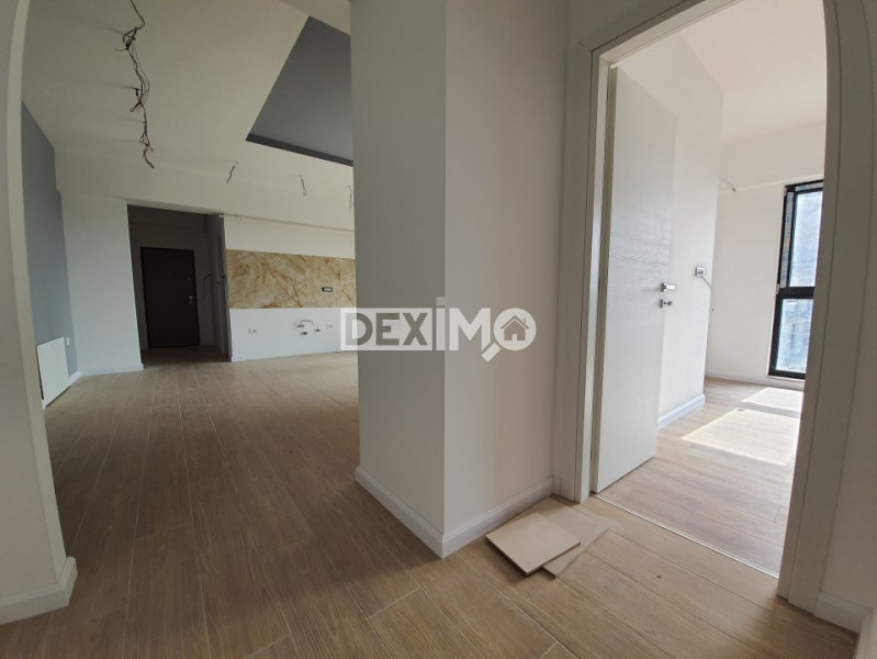 Far - Bloc Nou - 3 Camere Decomandate - La Cheie - Loc De Parcare