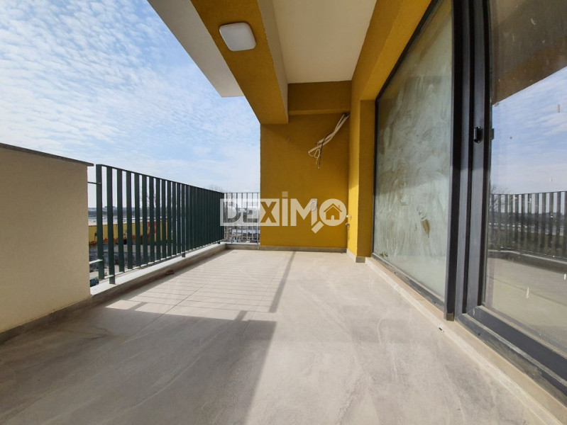 Far - Bloc Nou - 3 Camere Decomandate - La Cheie - Loc De Parcare