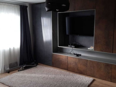 Apartament 3 Camere - Institutul De Marina - Renovat - Mobilat