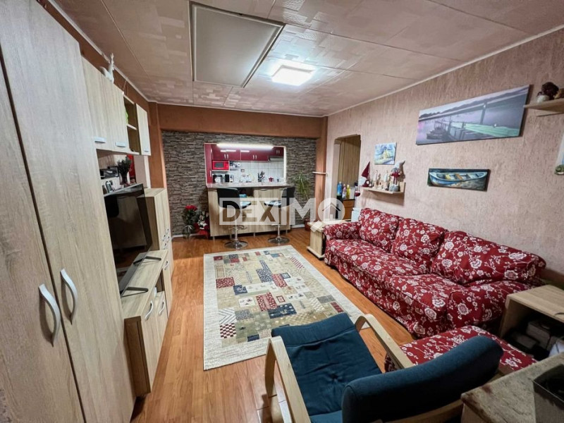 Apartament 3 Camere - Zona Far - Etaj 2- Centrala Pe Gaze