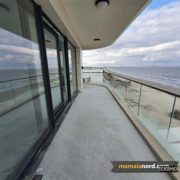  2 Rooms Apartment - Front Sea View -  Top Floor