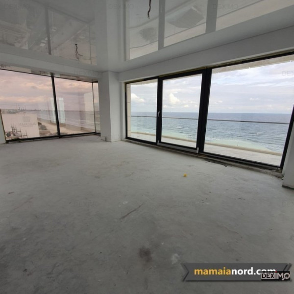  2 Rooms Apartment - Front Sea View -  Top Floor