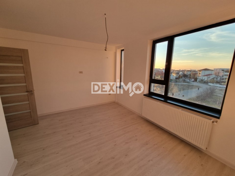Ocazie! Apartament 3 + 2 Camere + Studio - Boxa - 3 Locuri de Parcare