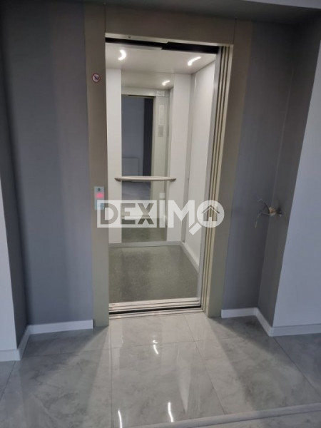 Ocazie! Apartament 3 + 2 Camere + Studio - Boxa - 3 Locuri de Parcare