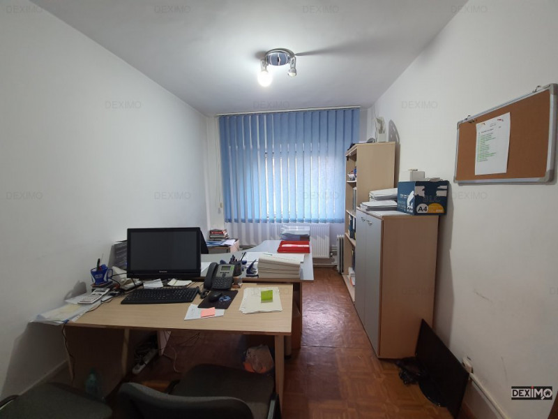 Apartament 3 Camere Decomandate - Zona I.C.Bratianu - Parter - Gaze