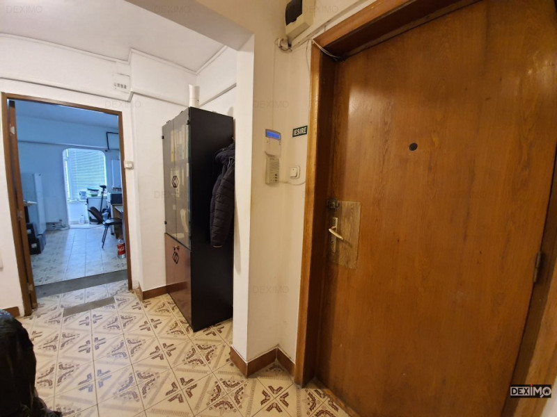 Apartament 3 Camere Decomandate - Zona I.C.Bratianu - Parter - Gaze