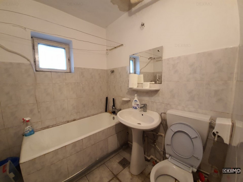 Apartament 3 Camere Decomandate - Zona I.C.Bratianu - Parter - Gaze