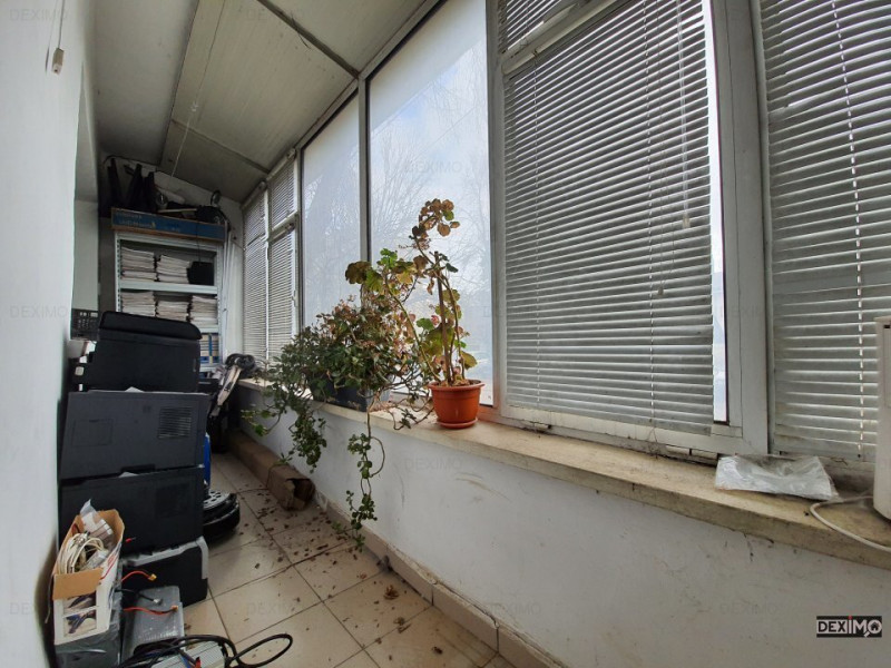 Apartament 3 Camere Decomandate - Zona I.C.Bratianu - Parter - Gaze