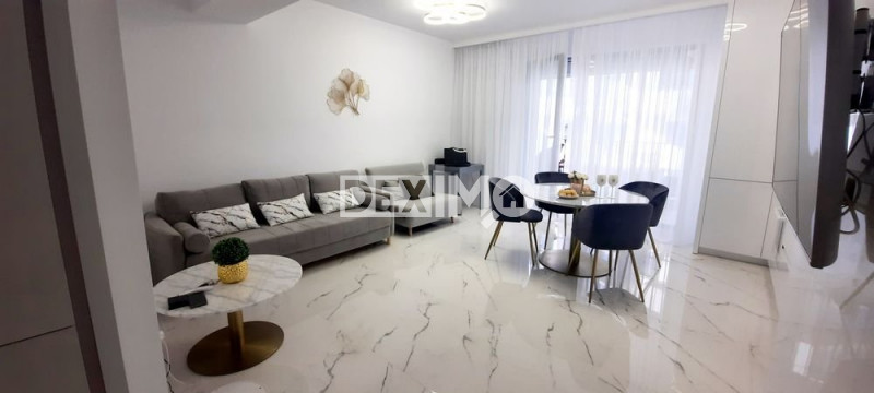 Apartament 2 Camere - Mamaia Nord - Vedere Laterala Spre Mare