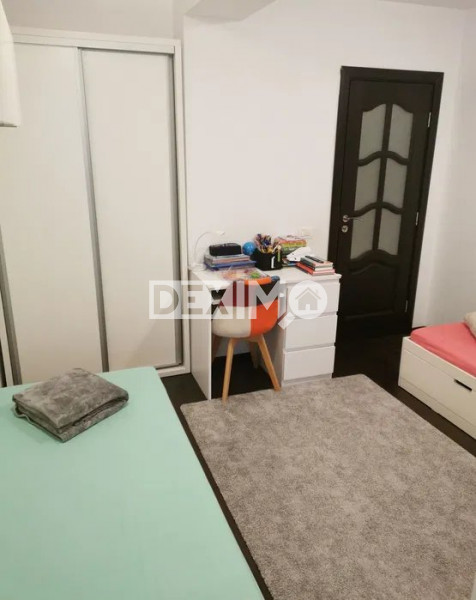 Apartament 3 Camere - Zona Vivo - Mobilat - Loc De Parcare