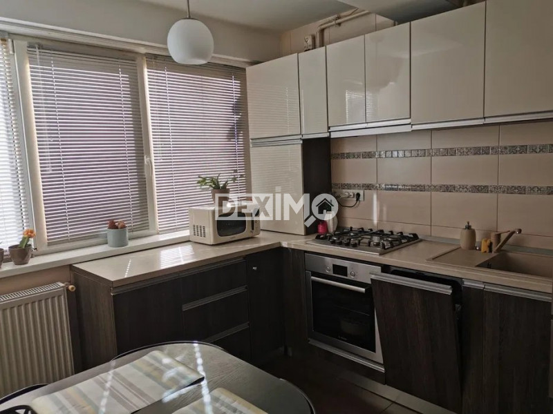 Apartament 3 Camere - Zona Vivo - Mobilat - Loc De Parcare