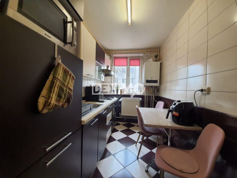 Apartament 3 Camere - Far - Renovat - Mobilat Complet - Centrala Gaze