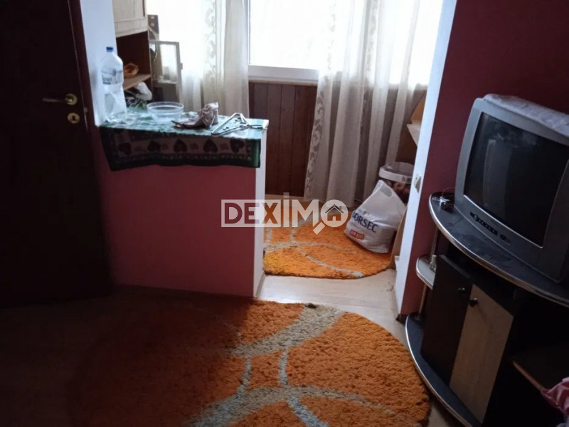 Apartament 2 Camere - Km 4-5 - Etaj 1 - Gaze Pe Scara