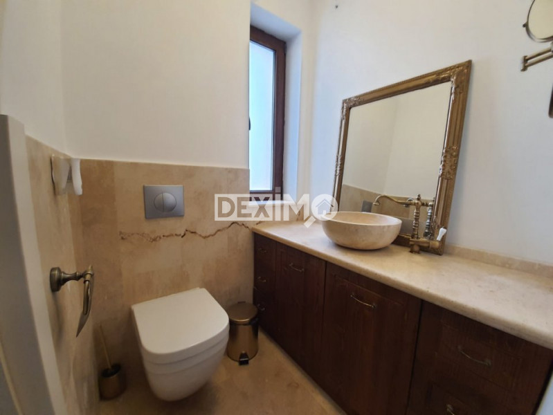 Casa 6 Camere - Centru - Renovata 2021 - Beci