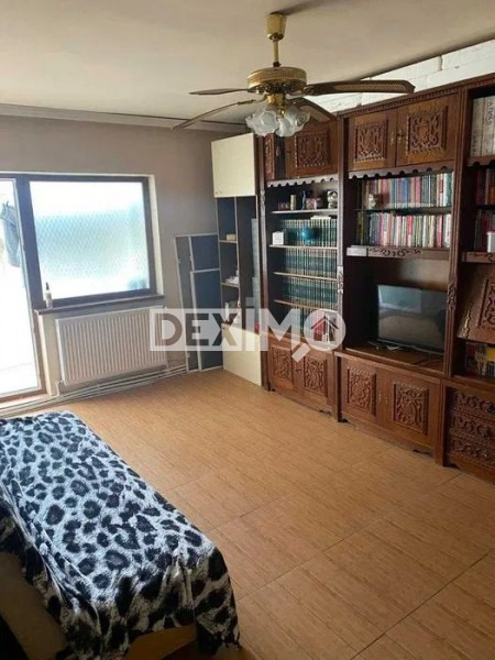 Apartament 3 Camere - Gara - Etaj 1 - Centrala Pe Gaze