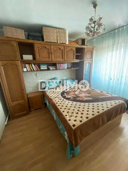 Apartament 3 Camere - Gara - Etaj 1 - Centrala Pe Gaze