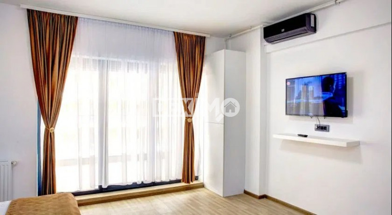 Studio - Mamaia - Mobilat Complet - Terasa - Vedere Spre Lac