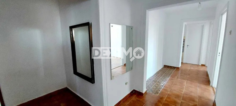 Apartament 3 Camere - Tomis I - Etaj 3 - Liber