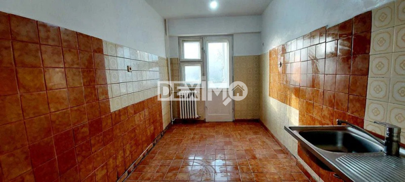 Apartament 3 Camere - Tomis I - Etaj 3 - Liber