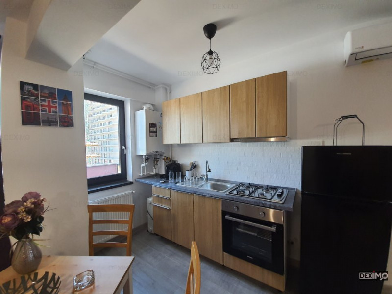 STATIUNEA MAMAIA CLUBURI STUDIO MOBILAT LUX VEDERE CATRE LAC 