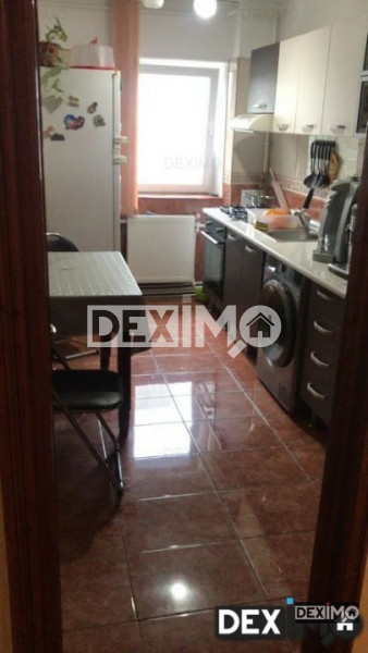 Apartament 3 Camere - Zona Icil - Boxa - Centrala Pe Gaze