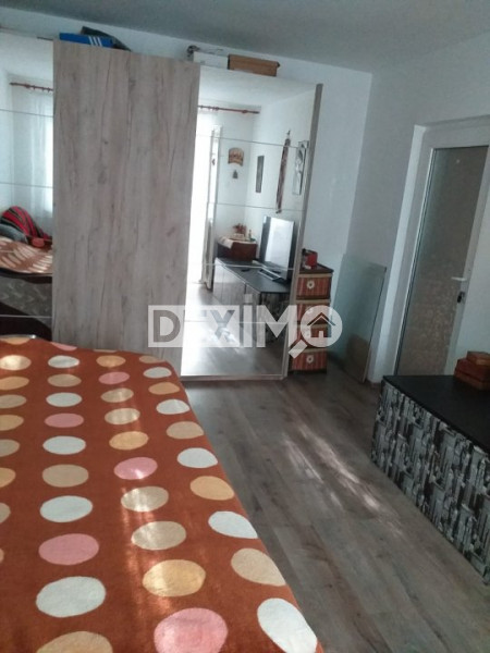 Apartament 3 Camere - Ciresica - Parter - Gaze La Usa