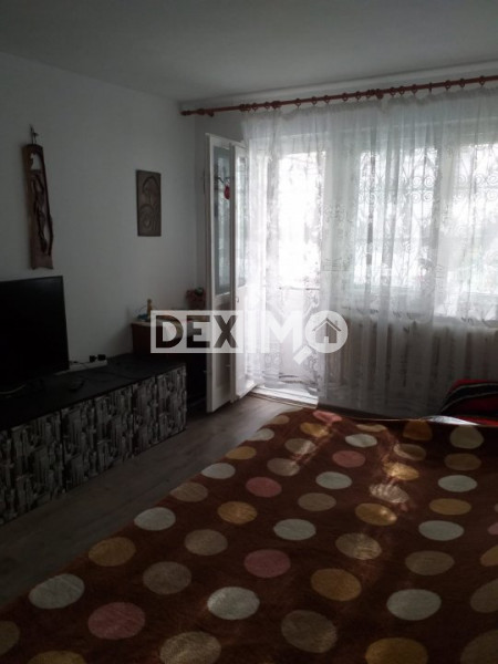 Apartament 3 Camere - Ciresica - Parter - Gaze La Usa