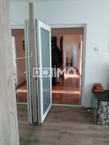 Apartament 3 Camere - Ciresica - Parter - Gaze La Usa