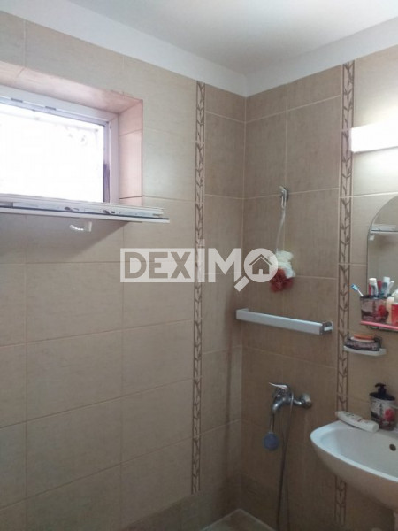 Apartament 3 Camere - Ciresica - Parter - Gaze La Usa